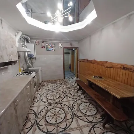 Ferienhaus затишний дім Jaremtsche