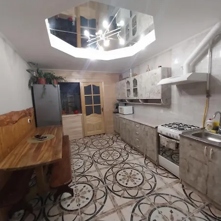 затишний дім *